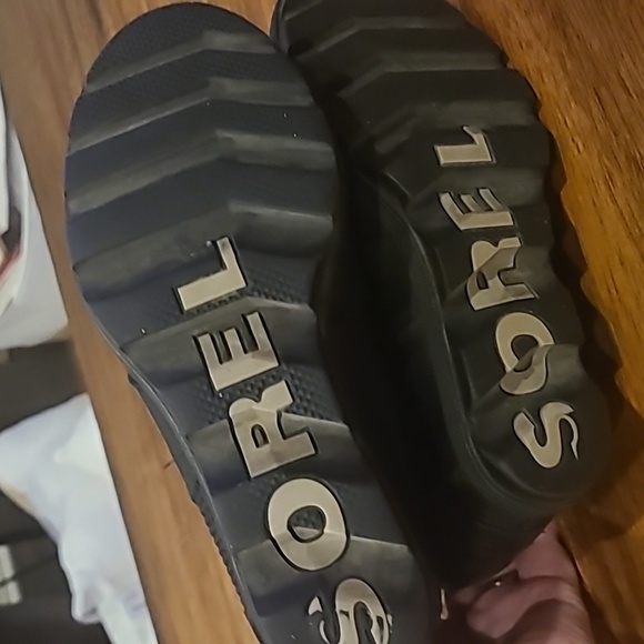 Sorel Joan of Arctic Wedge II Chelsea Black Winter Ankle Boots women’s size 6 - Picture 6 of 7